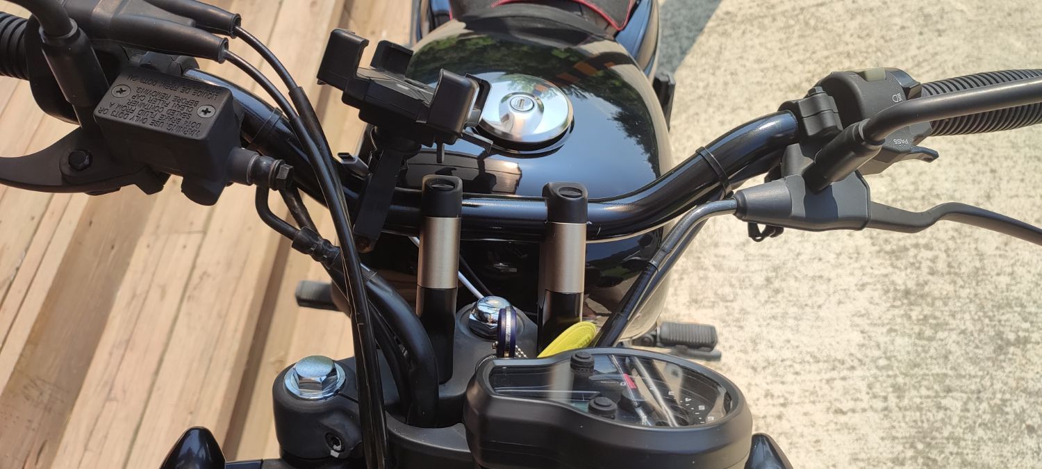 KR모터스 아퀼라 125 more