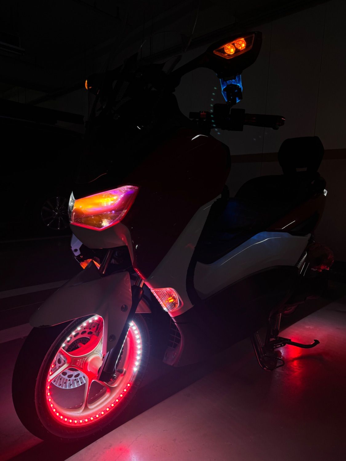 야마하 NMAX 125 thumb 2