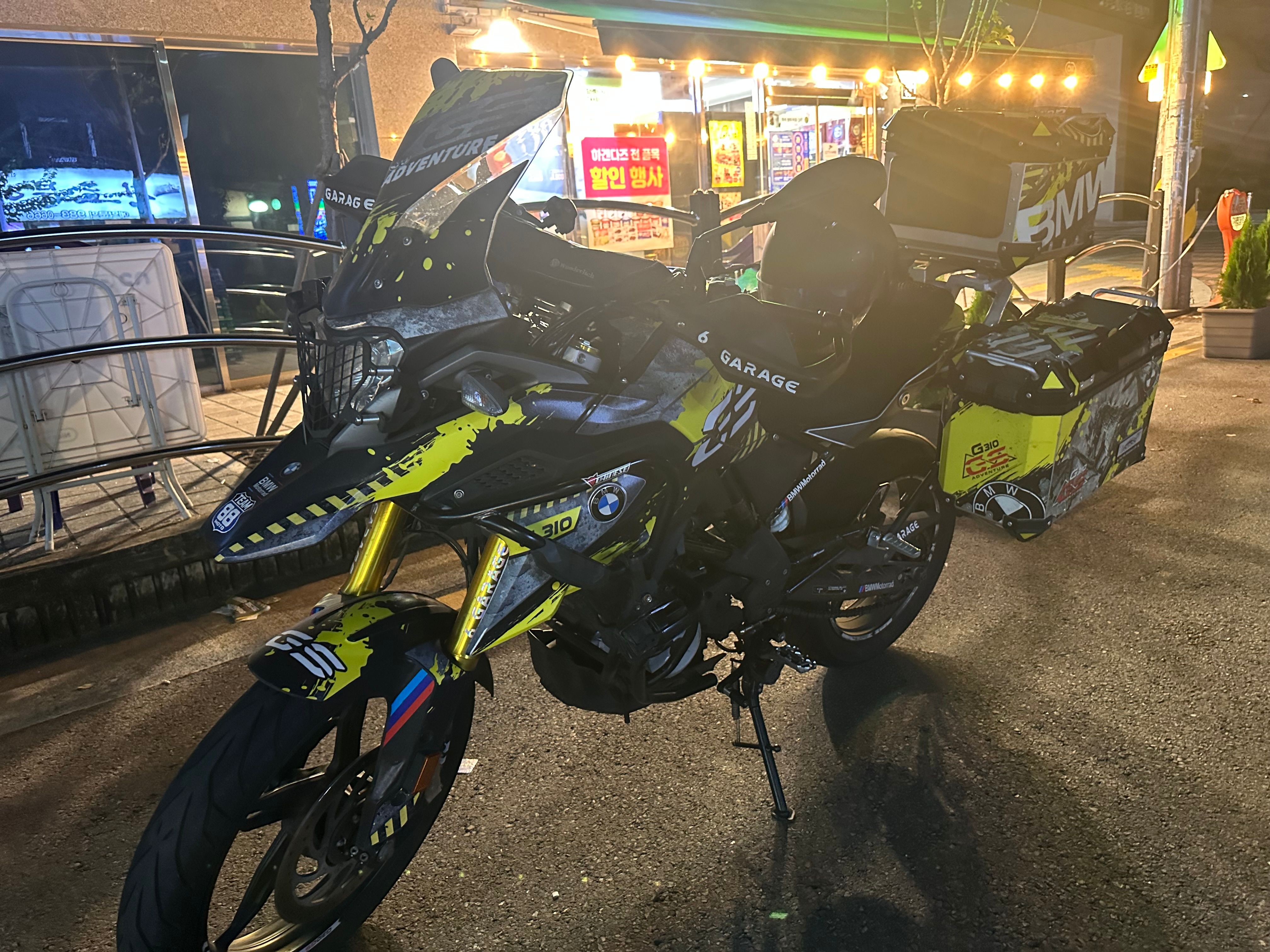 BMW G 310 GS thumb 2