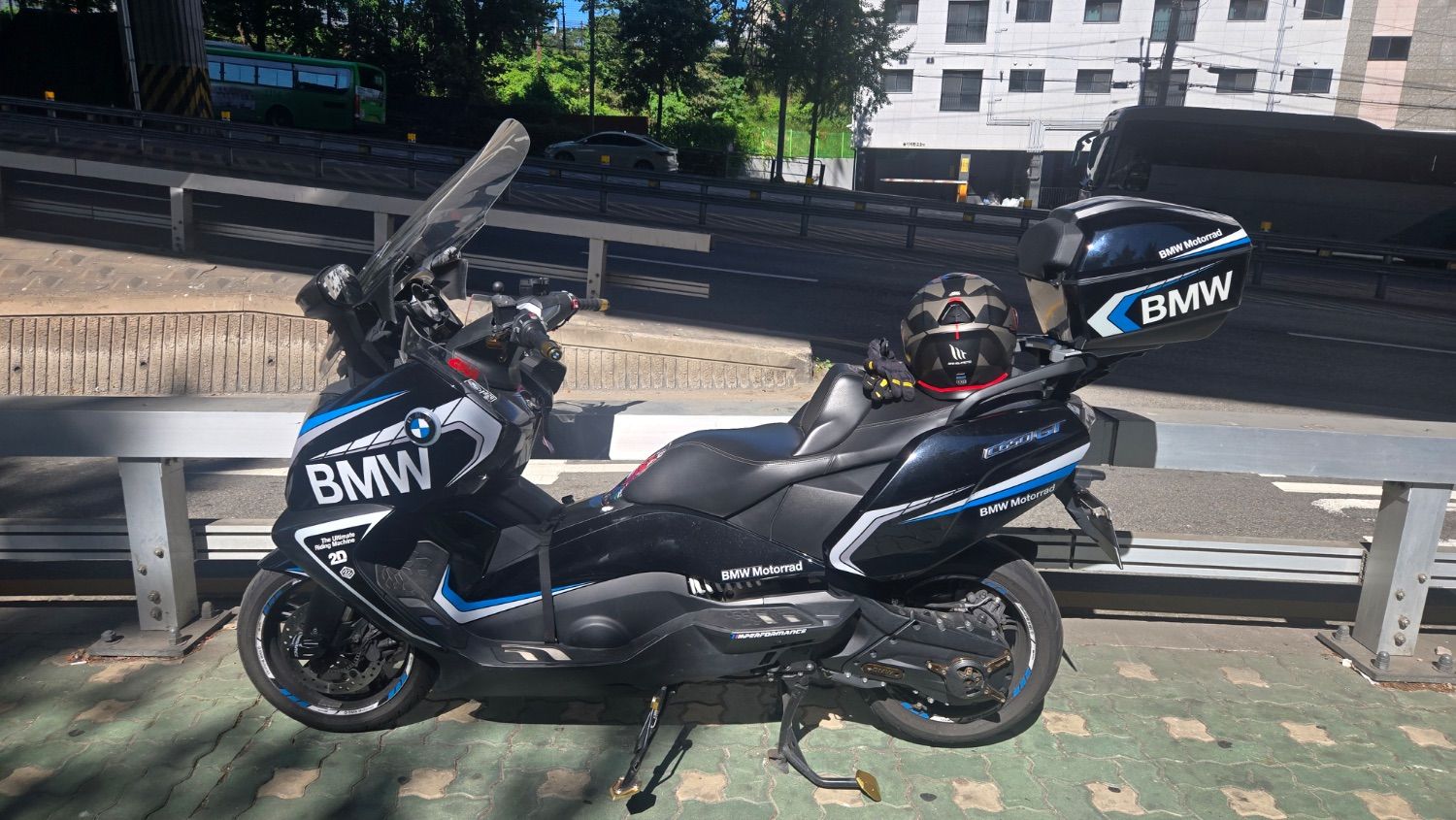 BMW C 650 GT thumb 2