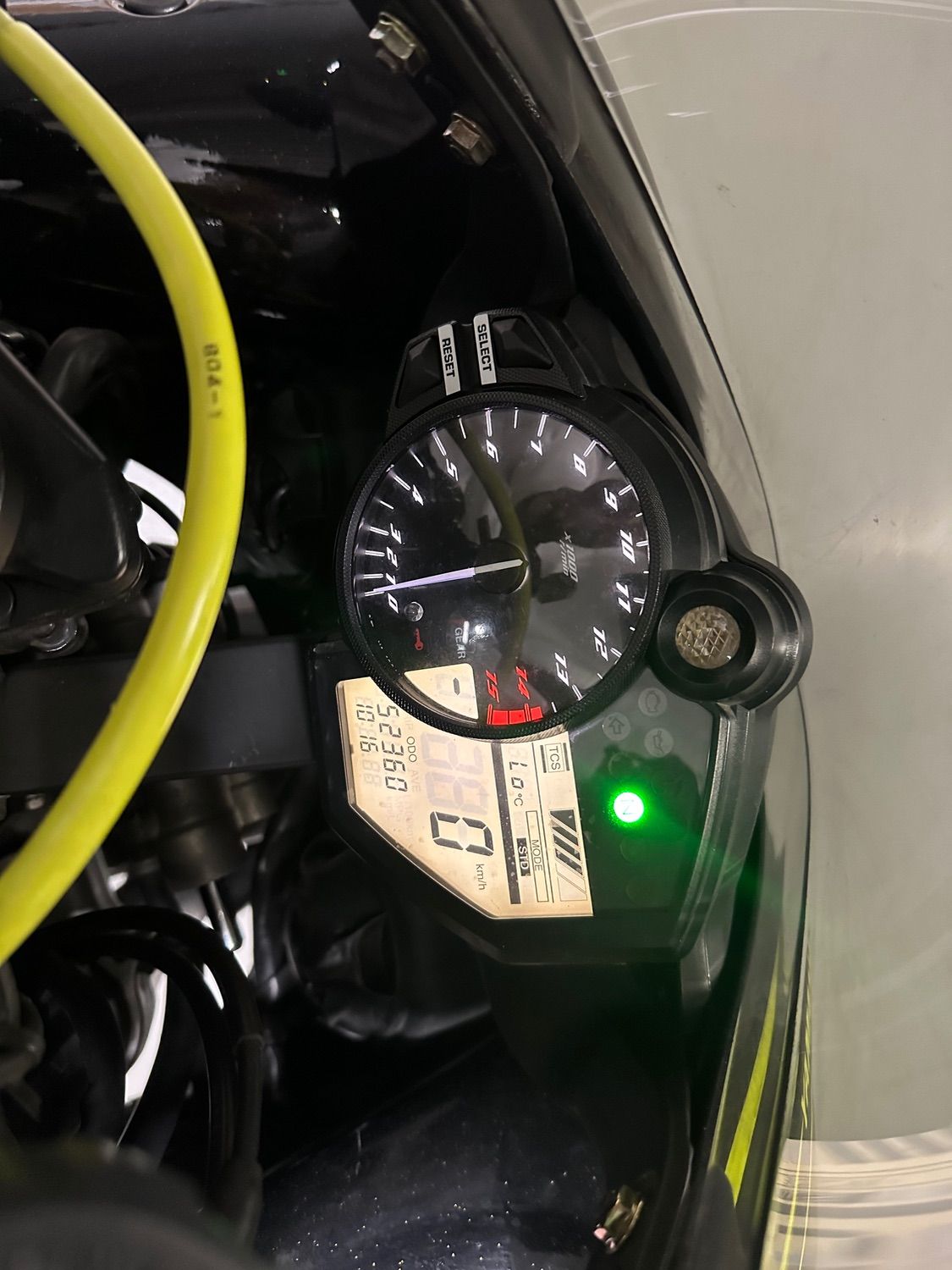 야마하 YZF R1 2014 블랙 사진 5