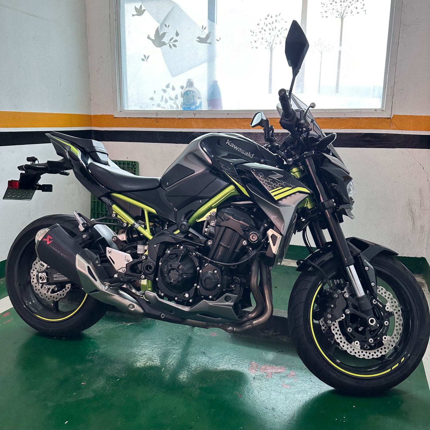 가와사키 Z 900 thumb 2