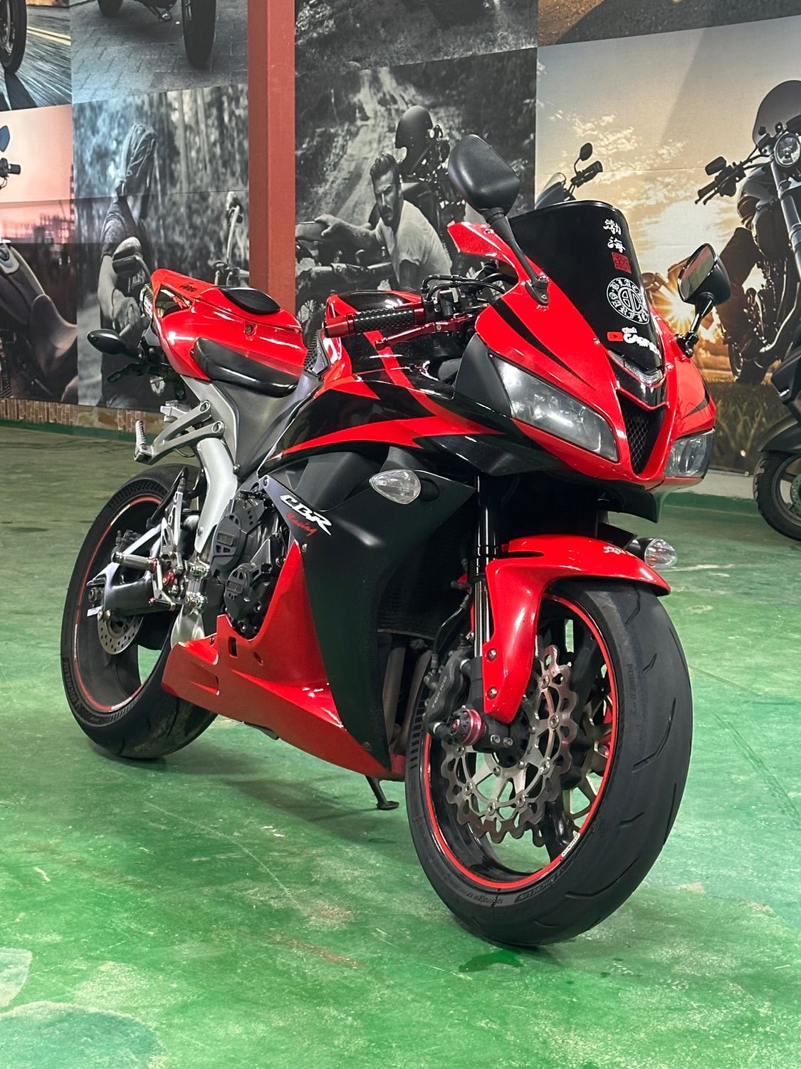 혼다 CBR 600 RR main