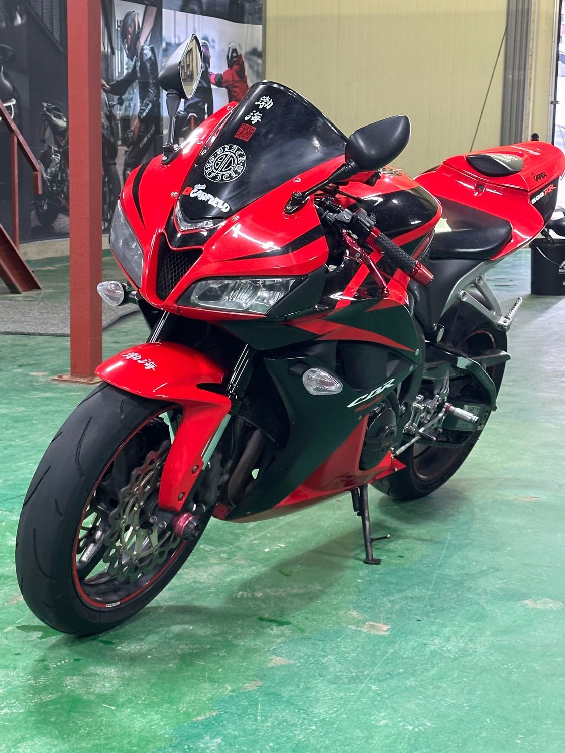 혼다 CBR 600 RR thumb 2