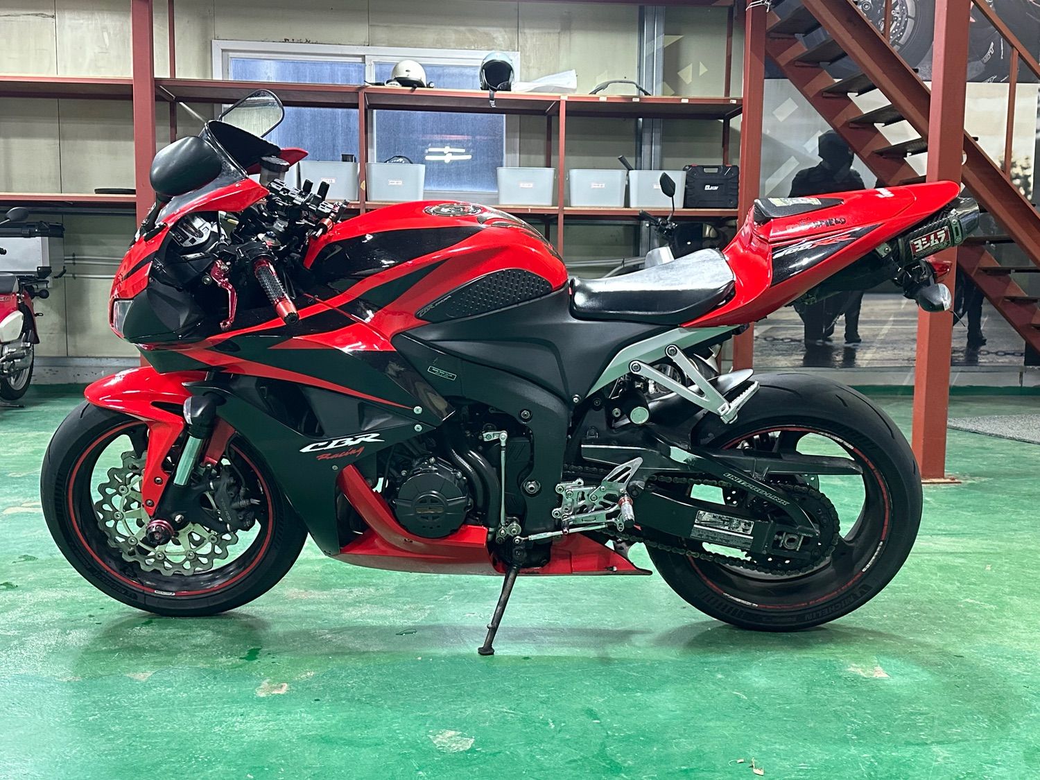 혼다 CBR 600 RR more