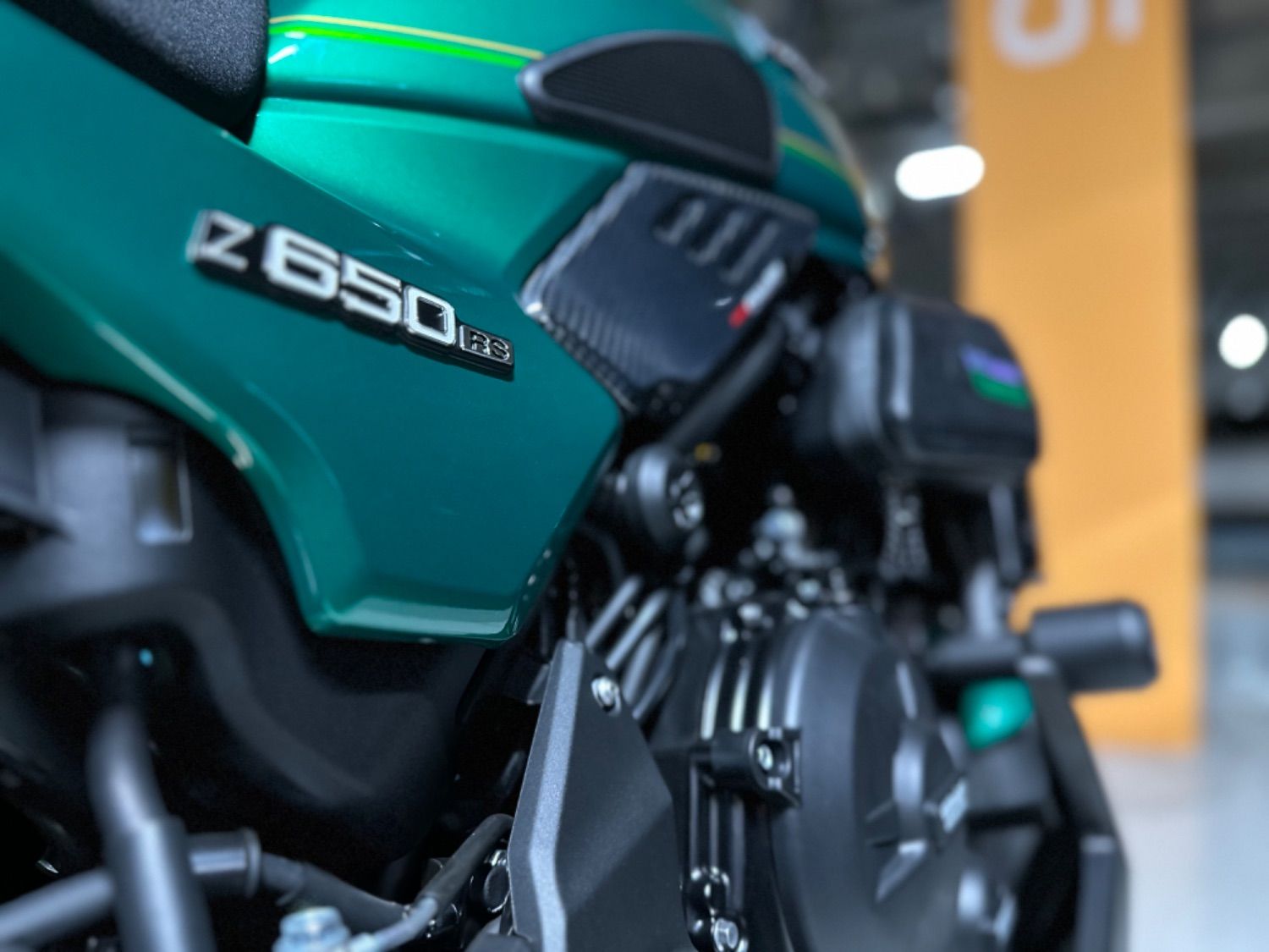 가와사키 Z 650 RS ABS 2022 청록 사진 4
