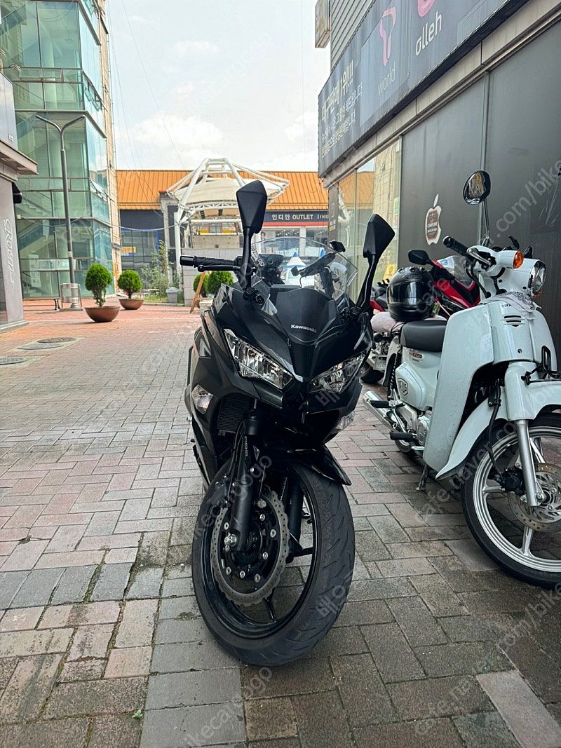 가와사키 닌자 400 ABS more