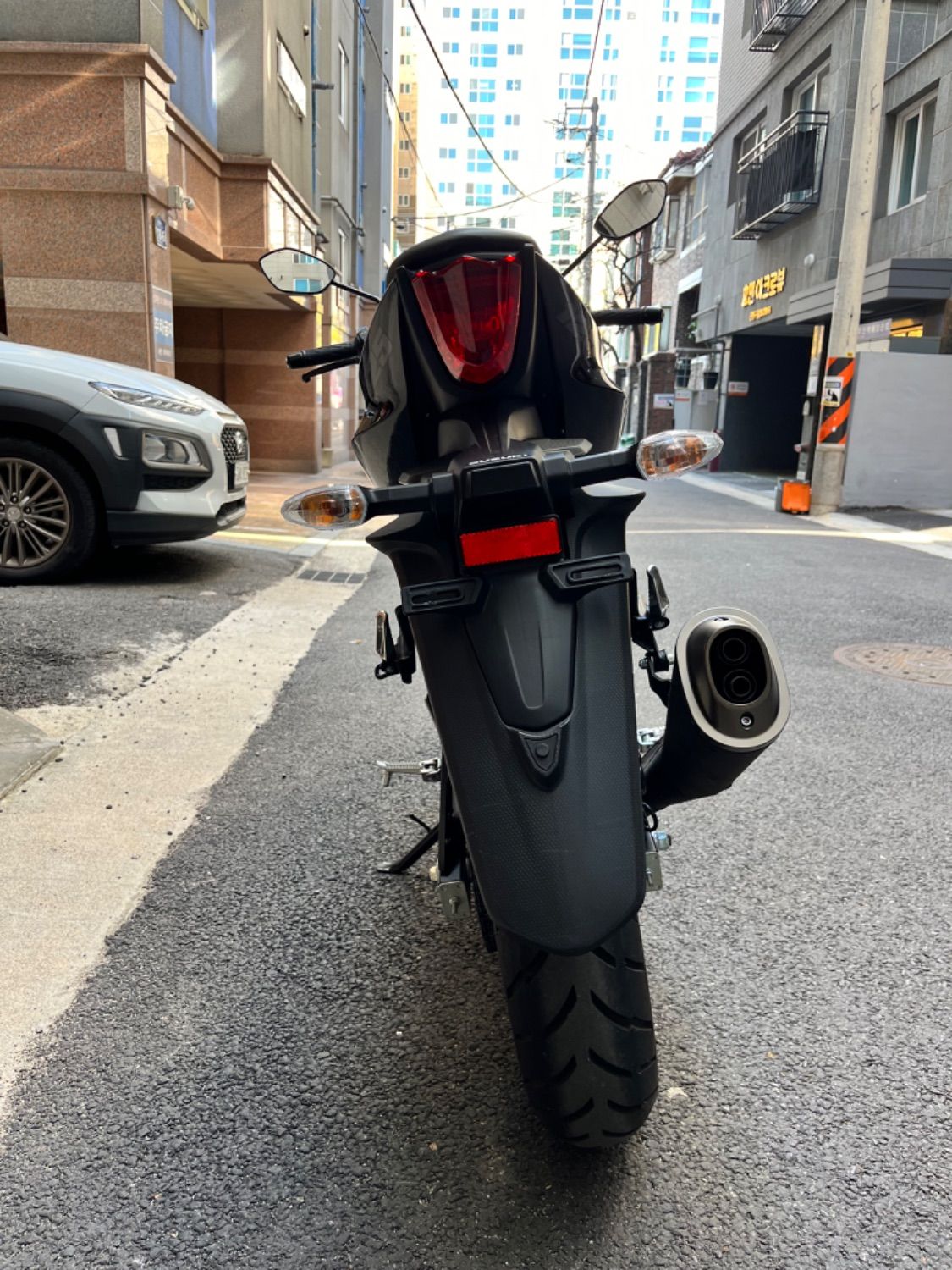 스즈키 GSX S 125 more