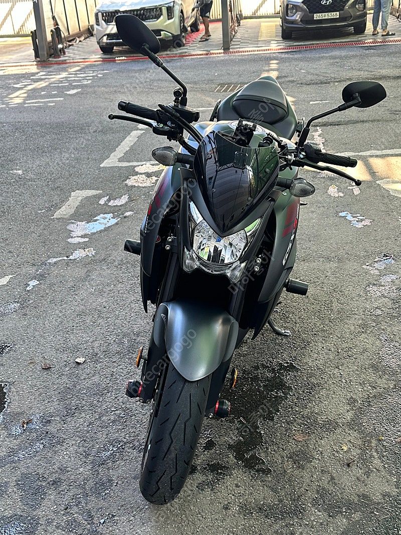 스즈키 GSX S 1000 thumb 2