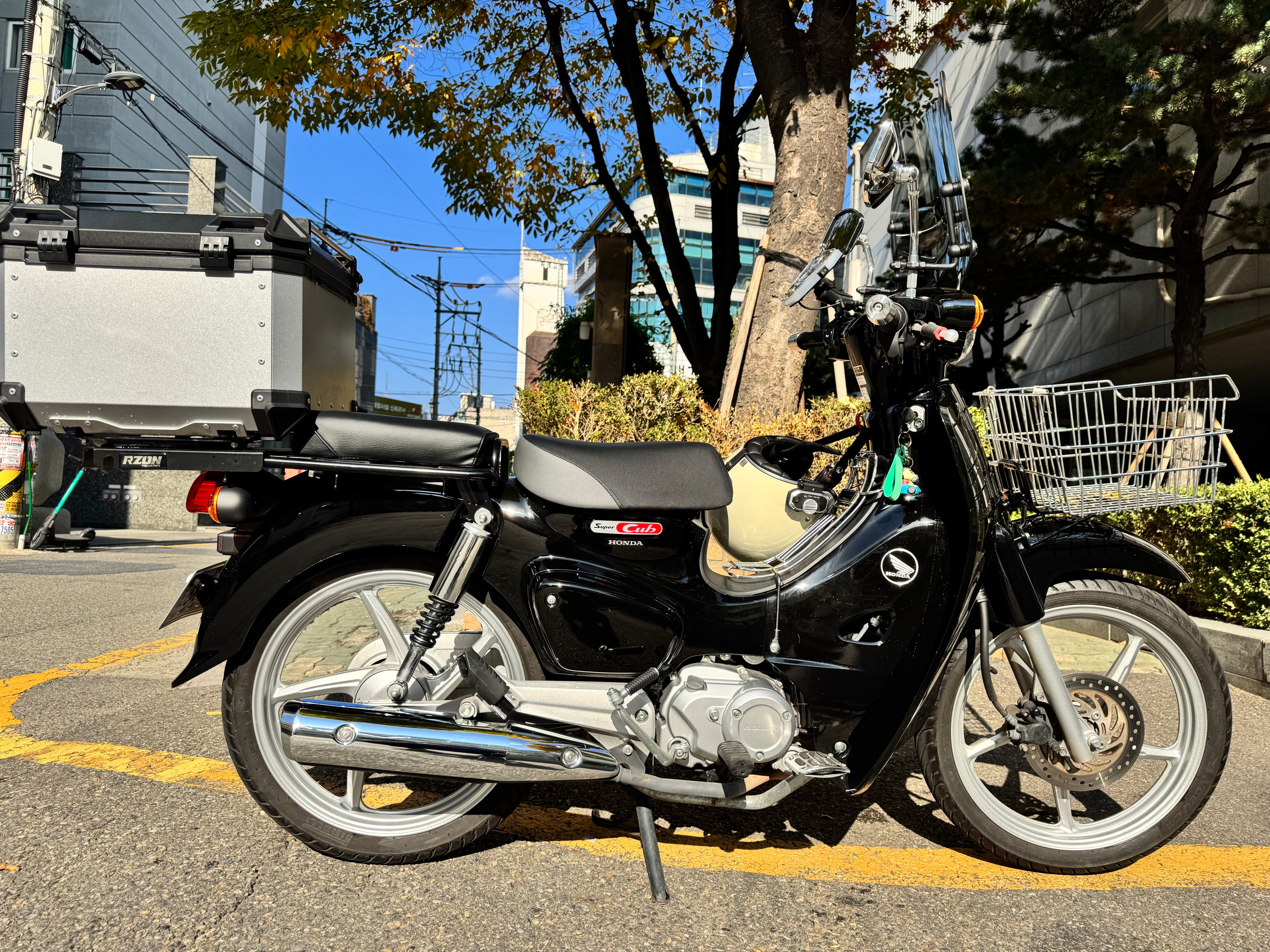 혼다 슈퍼 커브 110 thumb 2