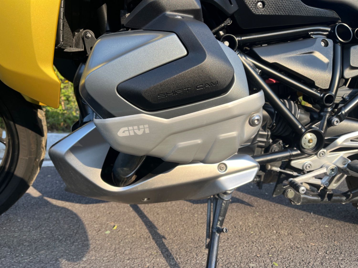 BMW R 1250 RS 2021 옐로 사진 5