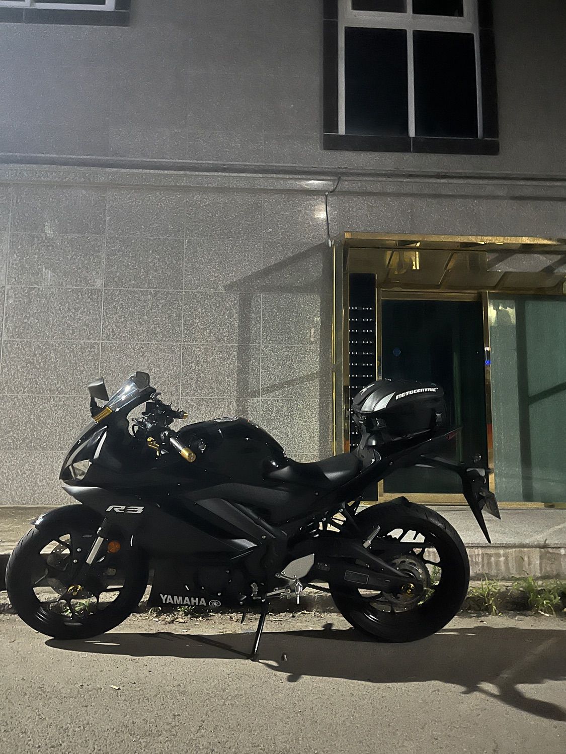 야마하 YZF R3 more