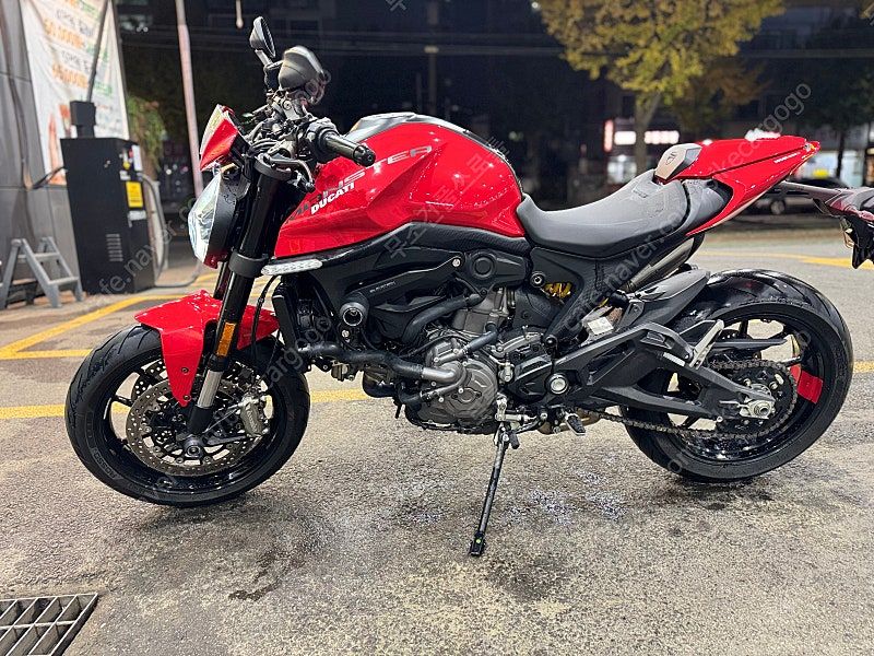 두카티 몬스터 937 thumb 2