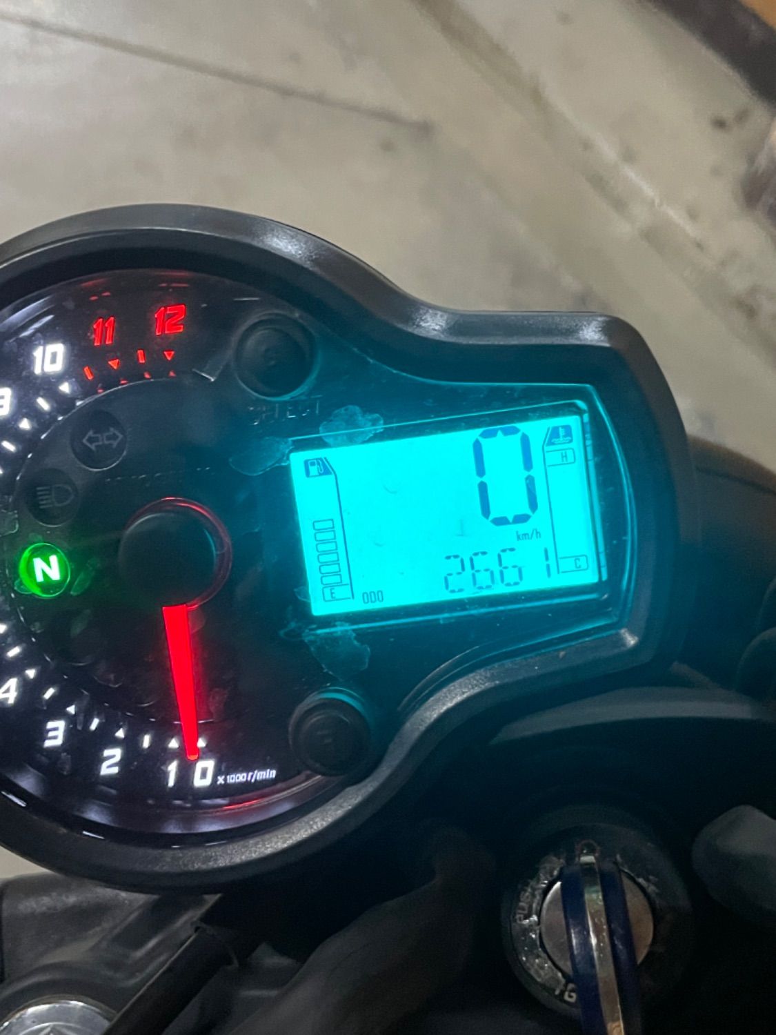 KR모터스 아퀼라 125 main