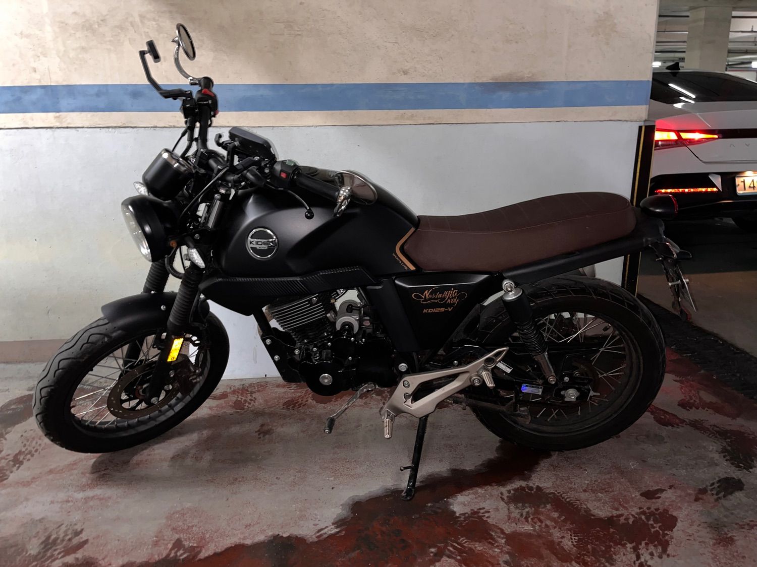 SYM 울프 125 노스텔지아 more