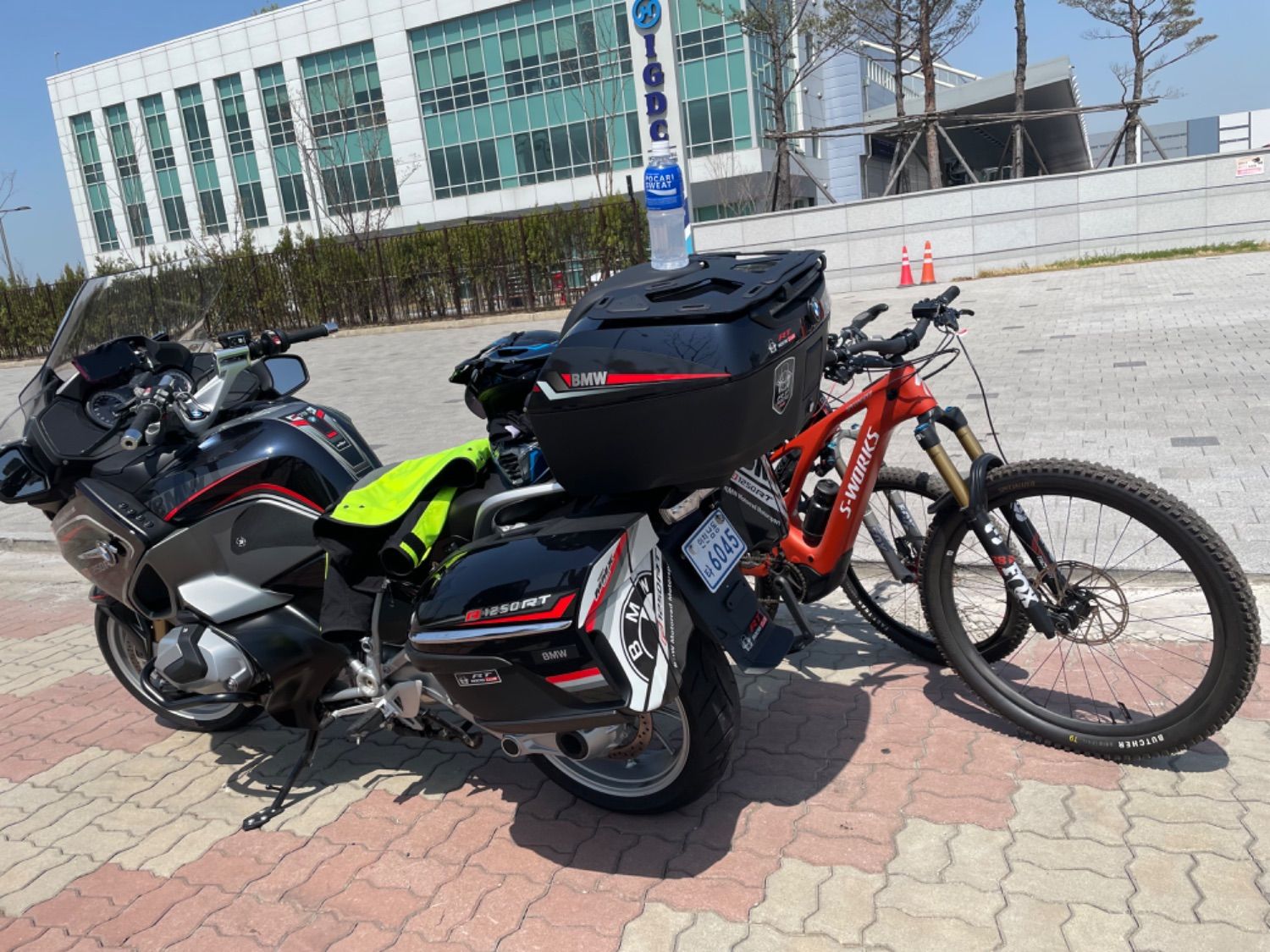BMW R 1250 RT 2019 블랙 사진 1