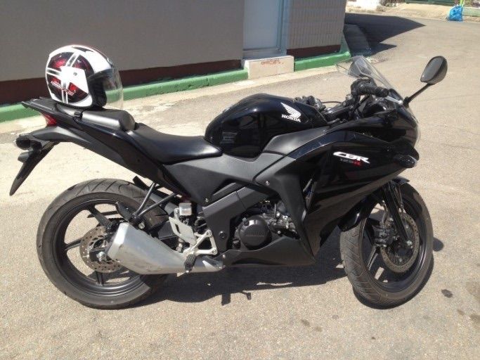 혼다 CBR 125 R thumb 2
