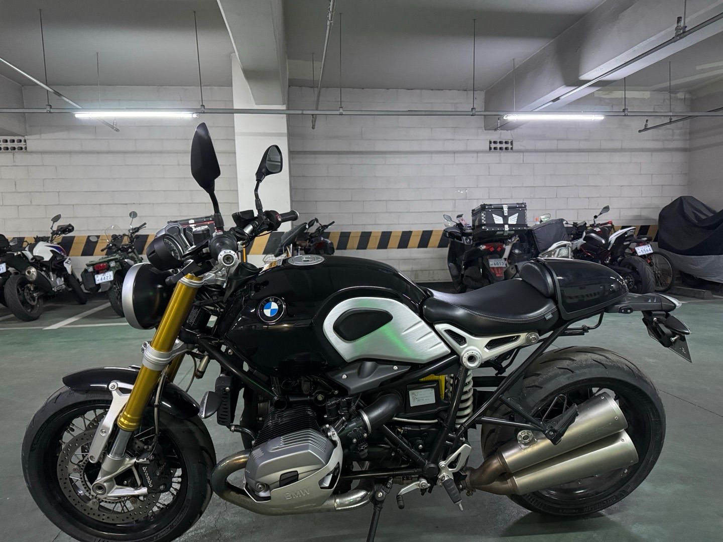 BMW R nine T 2014 블랙 사진 1