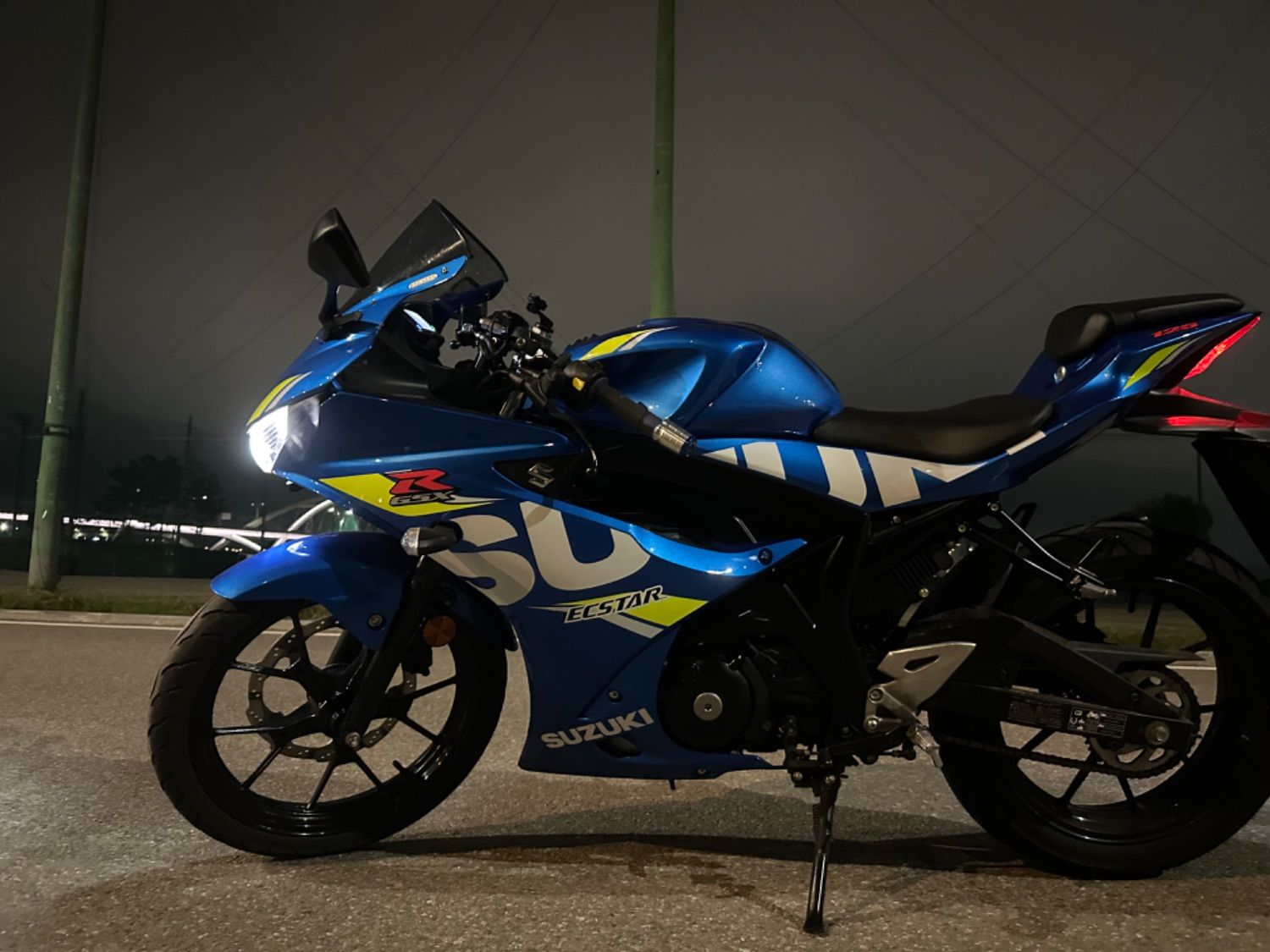 스즈키 GSX R 125 ABS more
