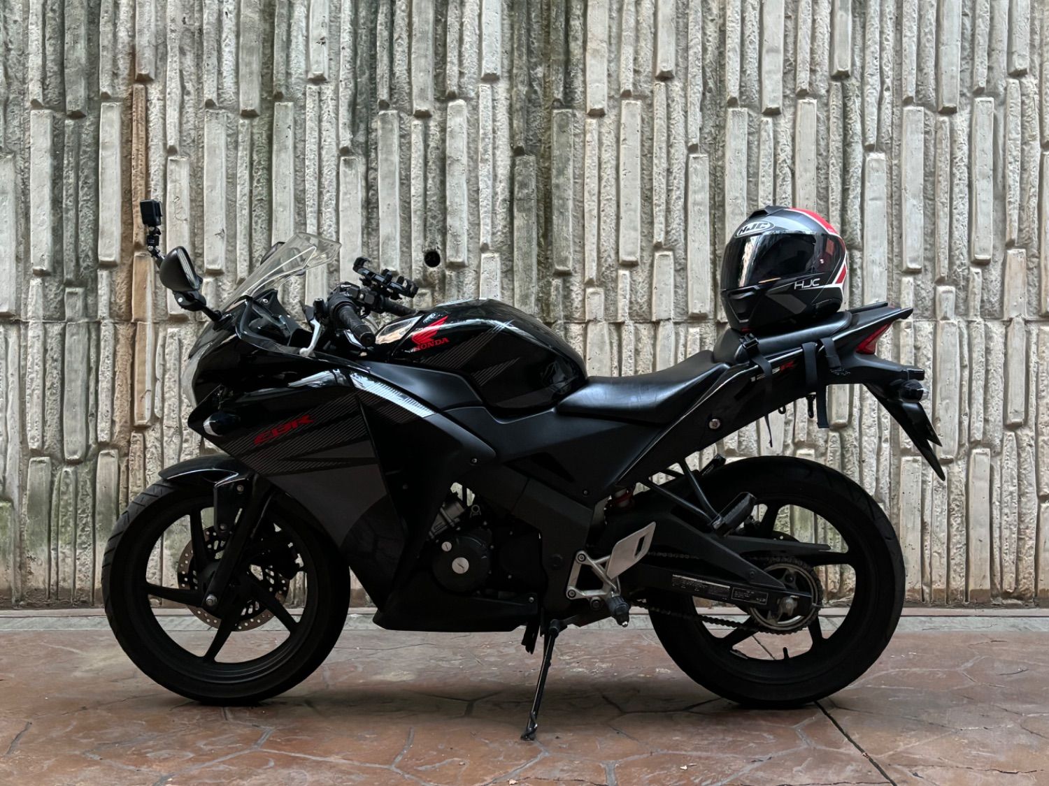 혼다 CBR 125 R main