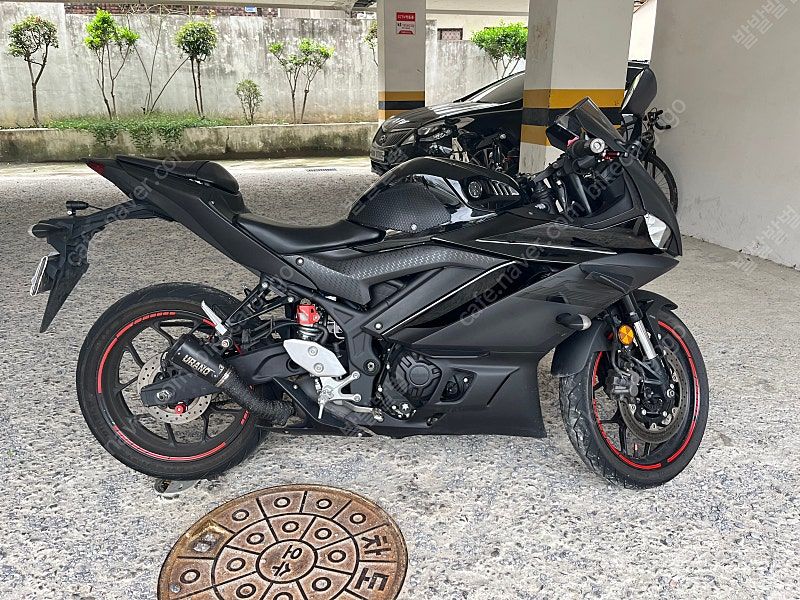 야마하 YZF R3 thumb 2