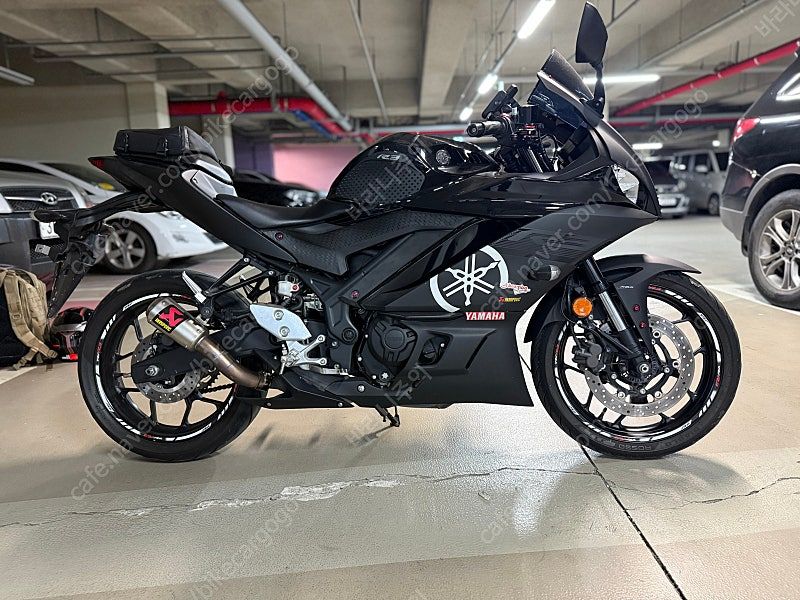 야마하 YZF R3 more