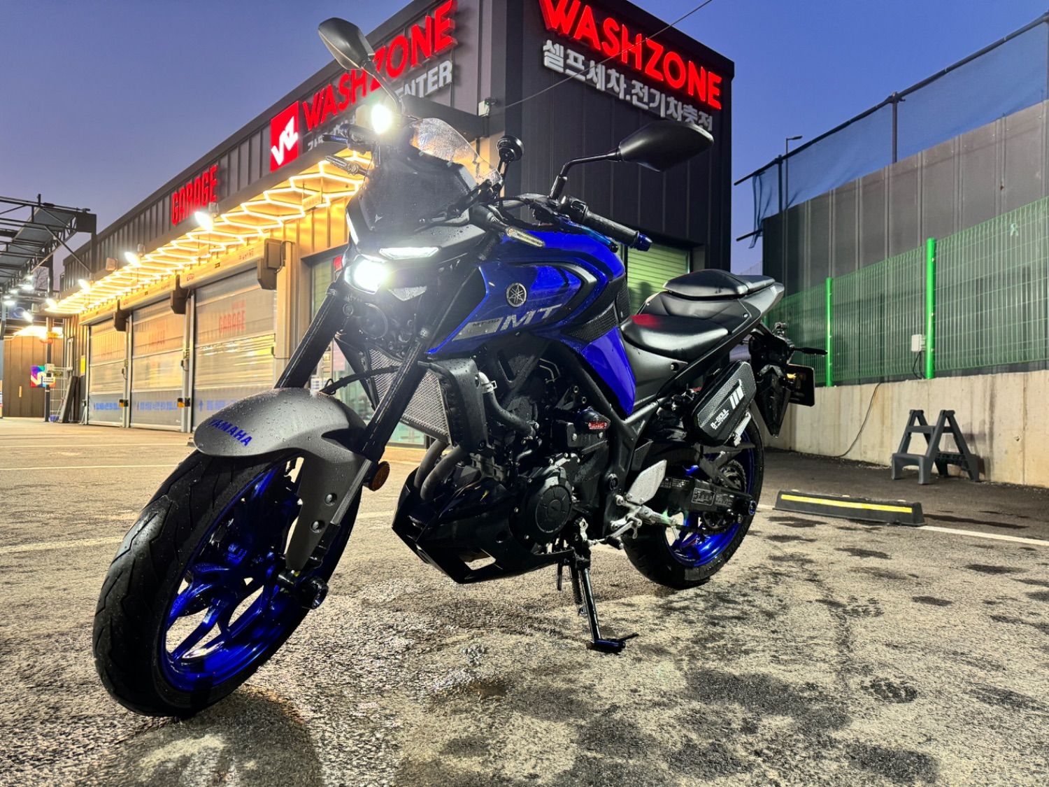 야마하 MT 03 more