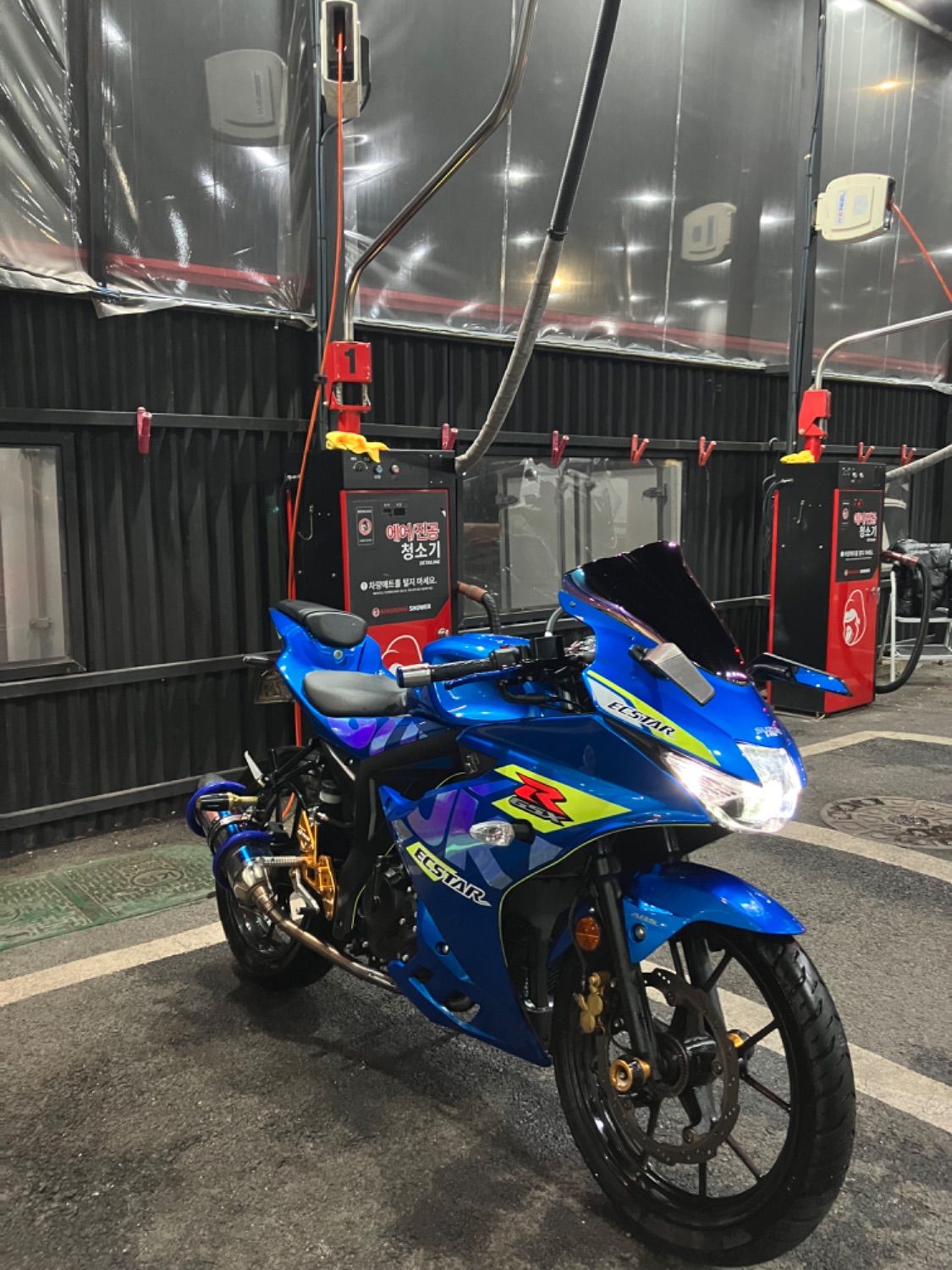 스즈키 GSX R 125 ABS main