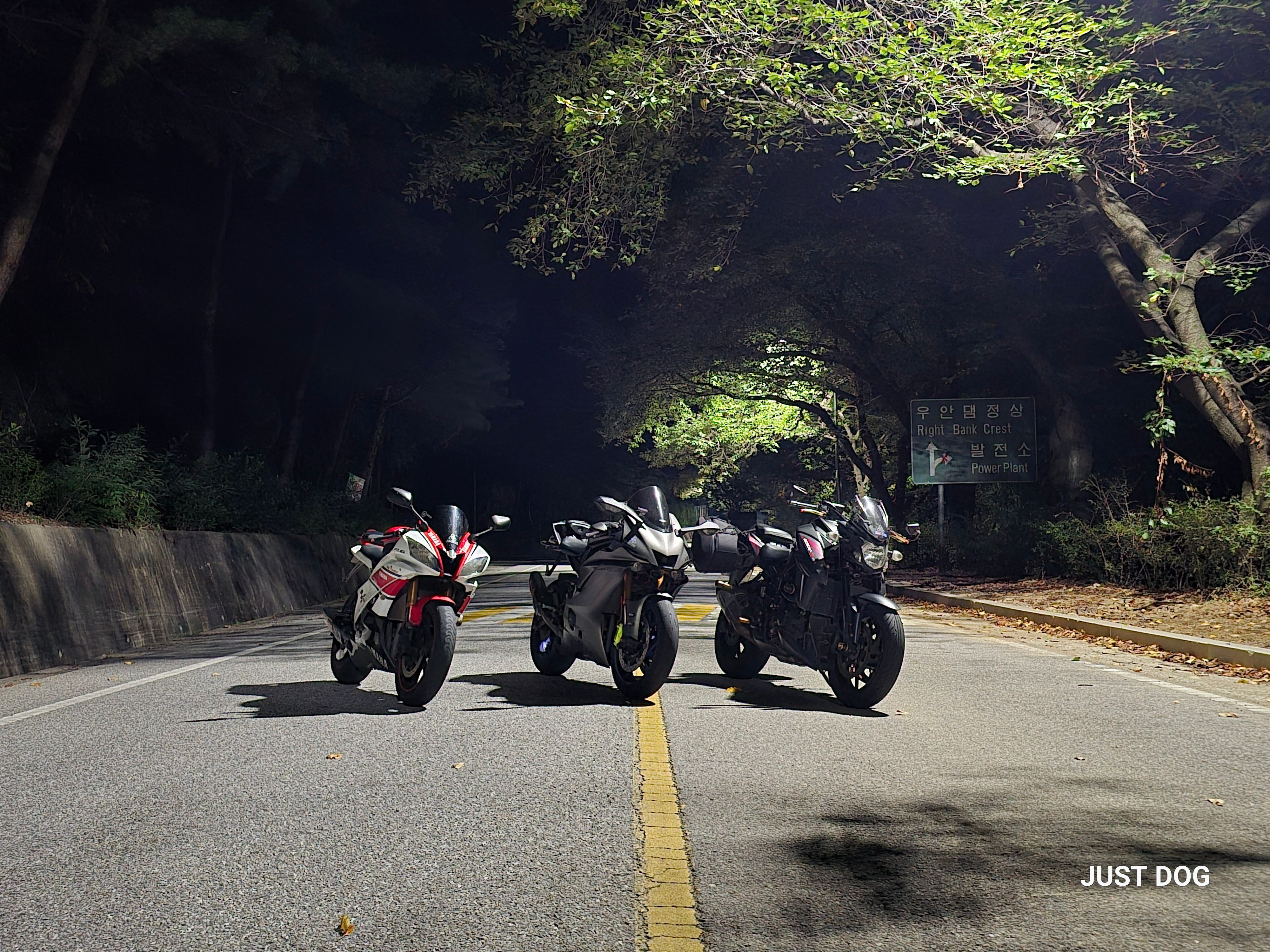 야마하 YZF R6 thumb 2