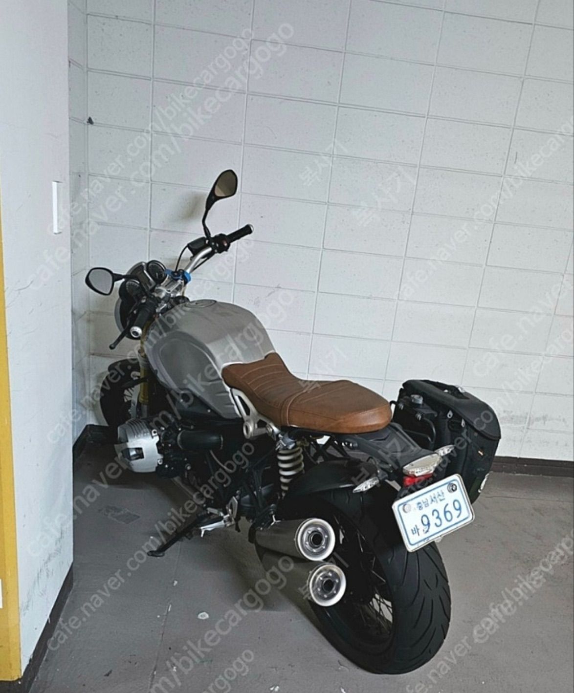 BMW R 12 nine T main