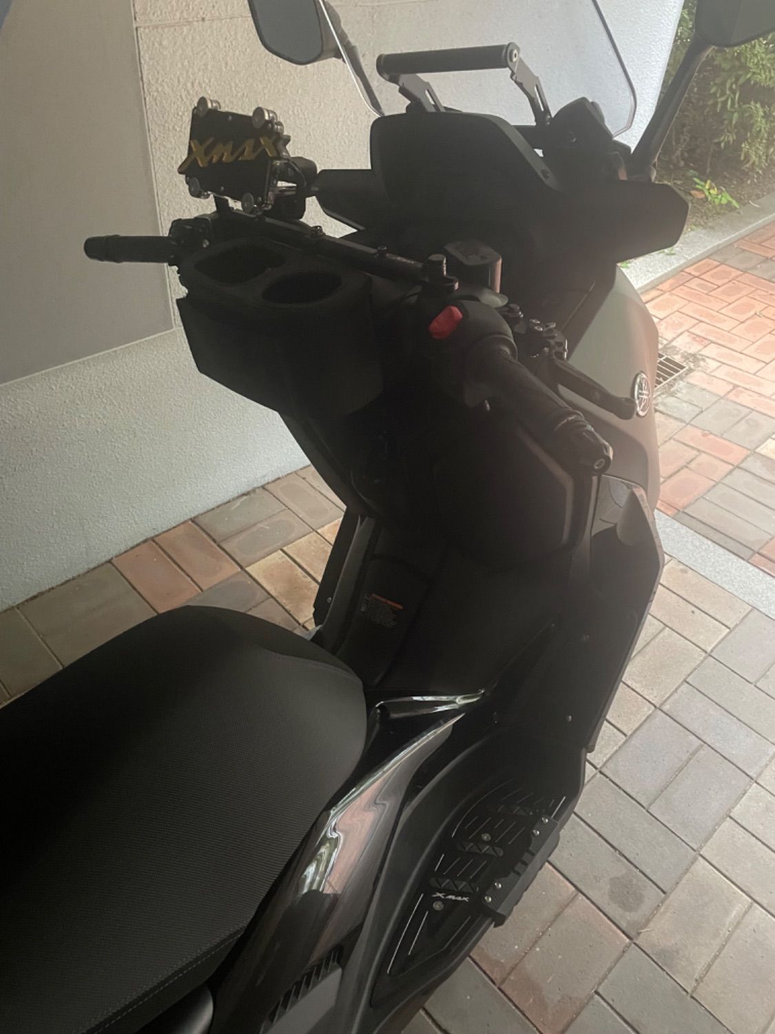 야마하 XMAX 300 ABS more