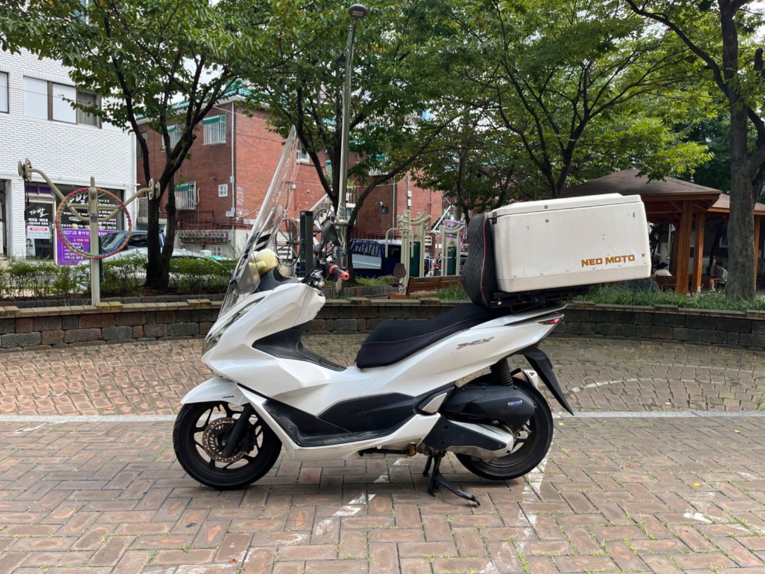 혼다 PCX 125 more