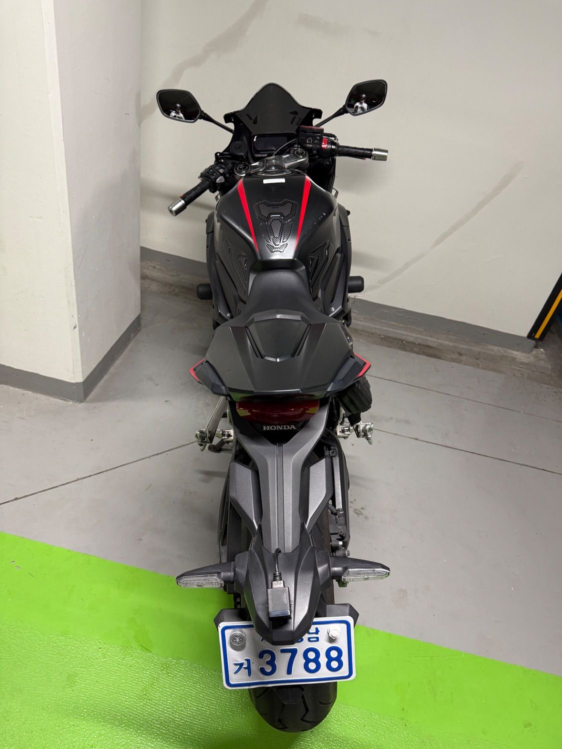 혼다 CBR 650 R 2020 블랙 사진 6