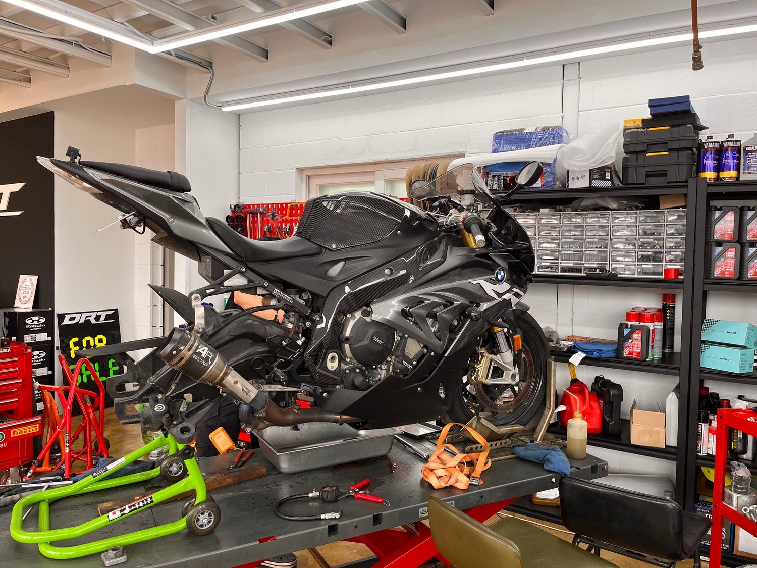 BMW S 1000 RR 2017 블랙 사진 2