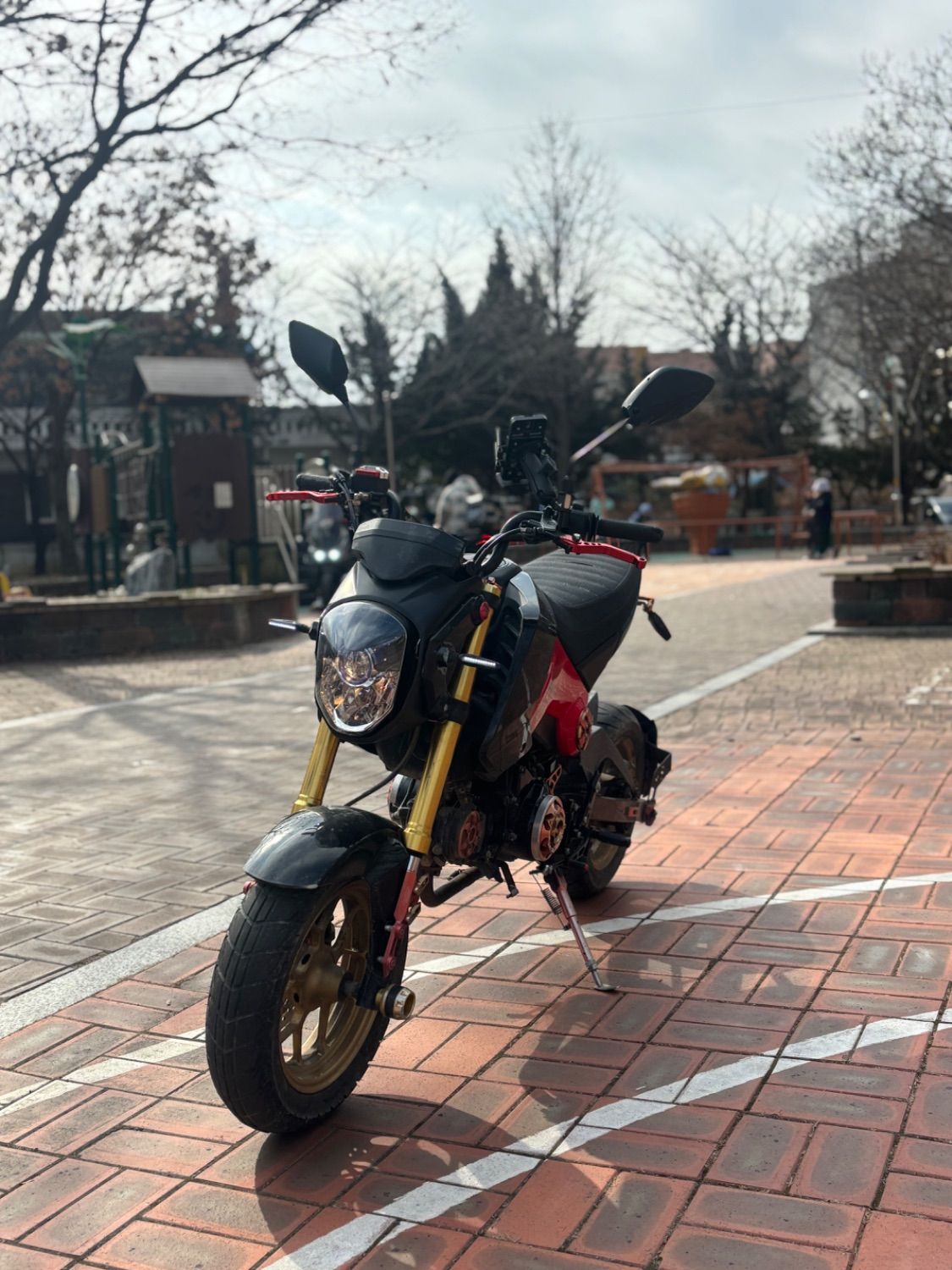 혼다 MSX 125 thumb 2