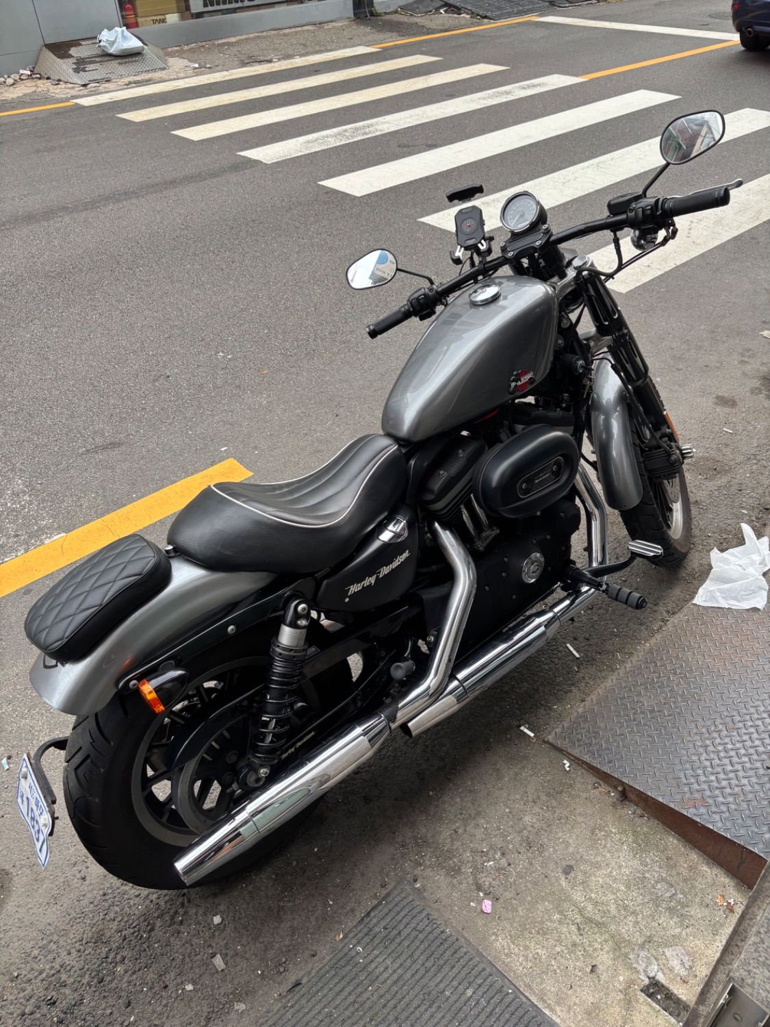 할리데이비슨 883 R 2010 블랙 사진 2