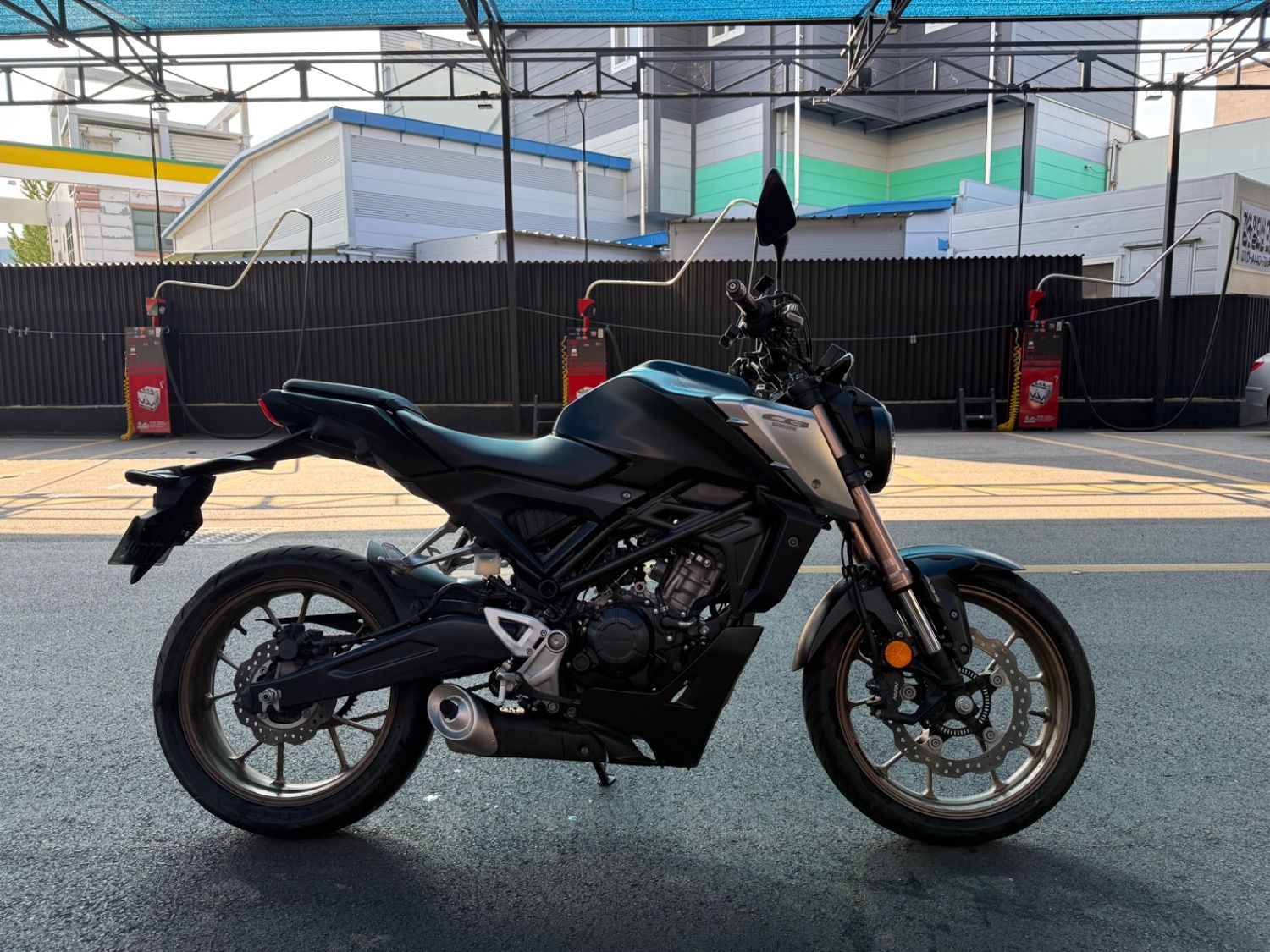 혼다 CB 125 R more