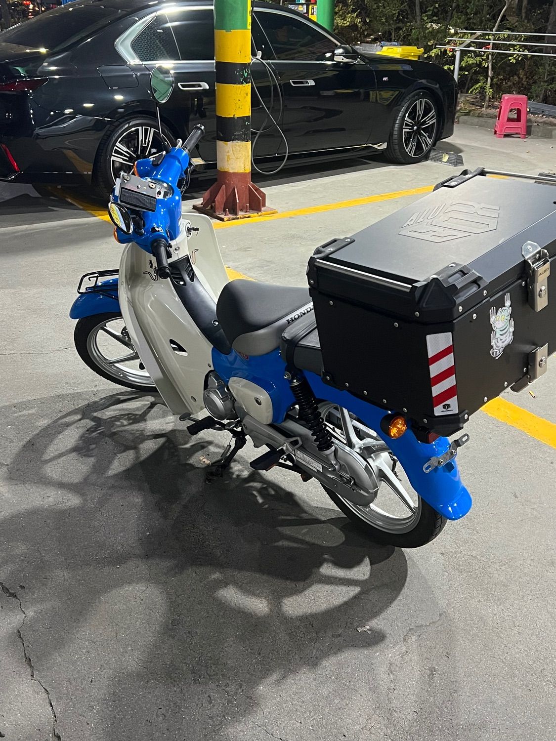 혼다 슈퍼 커브 110 thumb 2