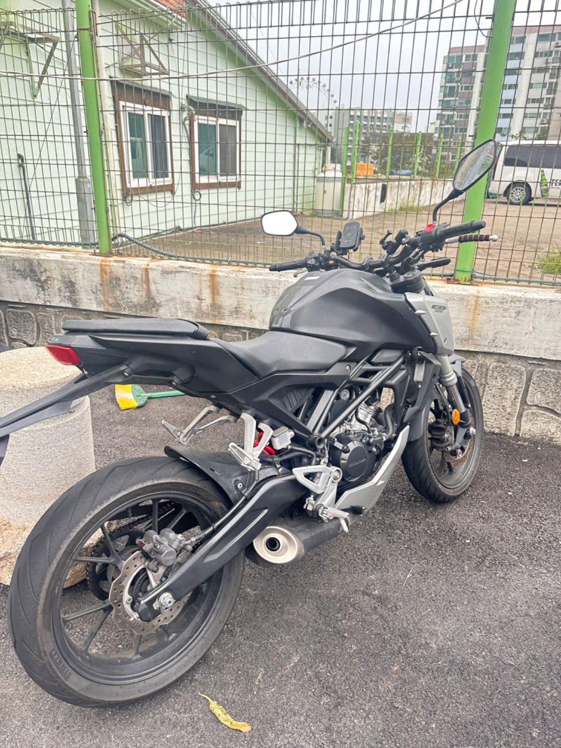 혼다 CB 125 R more