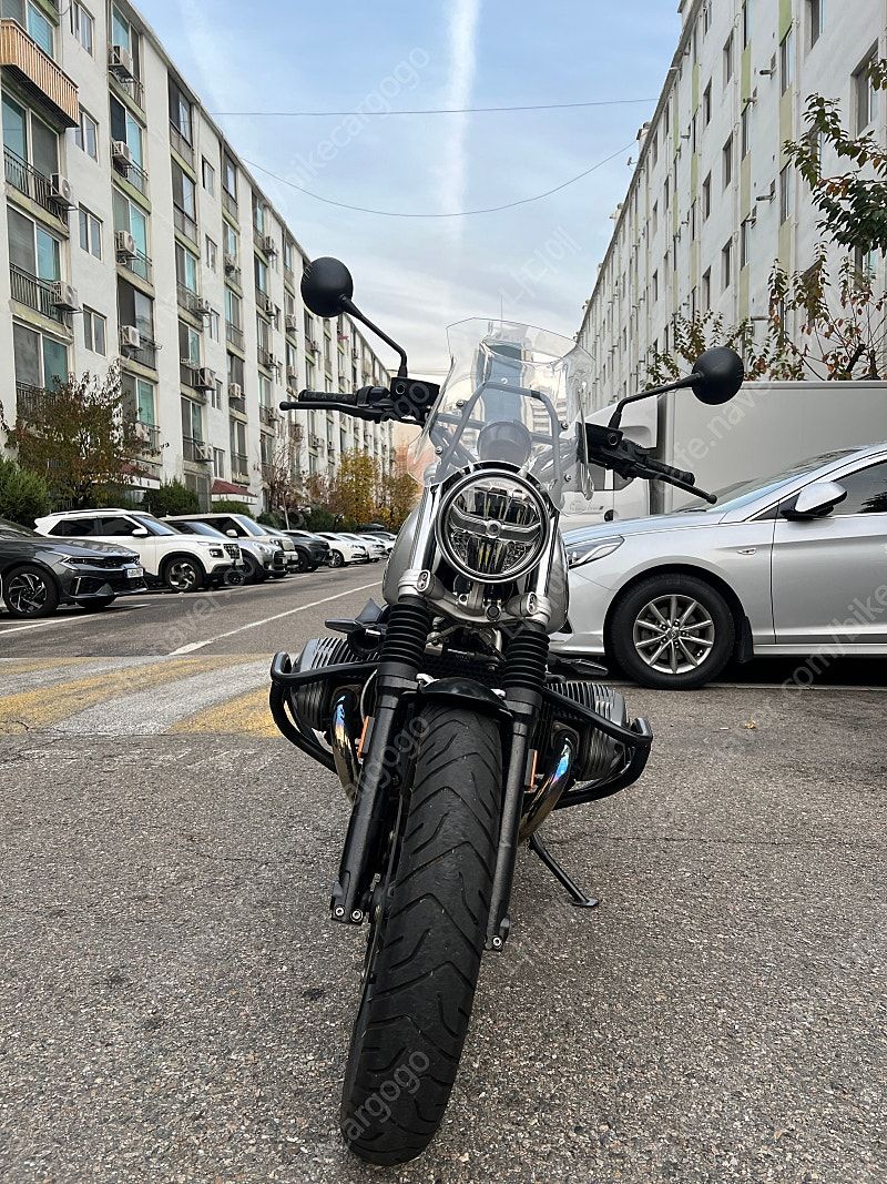 BMW R nine T 스크램블러 2023 실버 사진 2