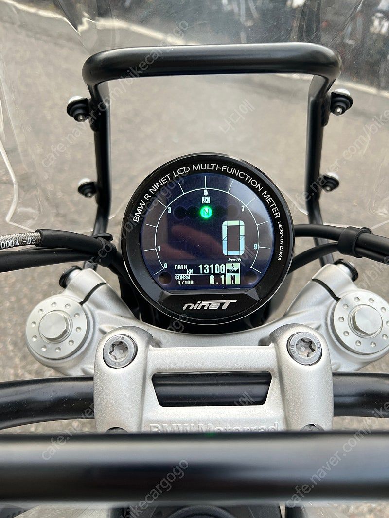 BMW R nine T 스크램블러 2023 실버 사진 5
