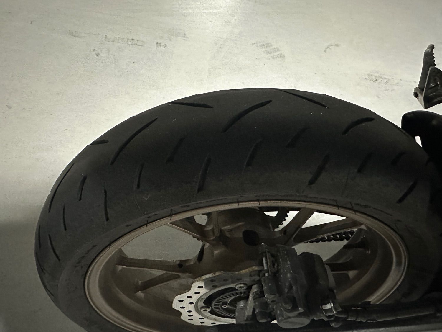 혼다 CB 125 R more