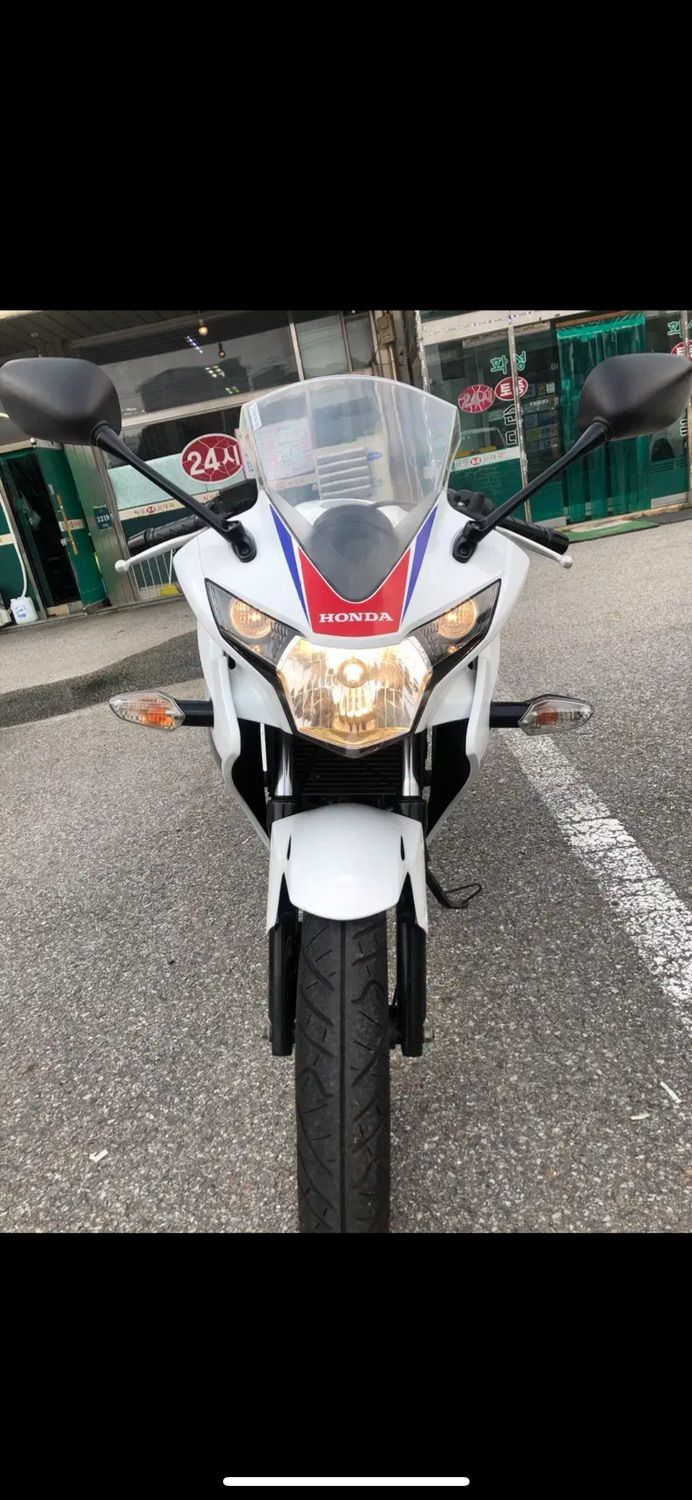혼다 CBR 125 R more
