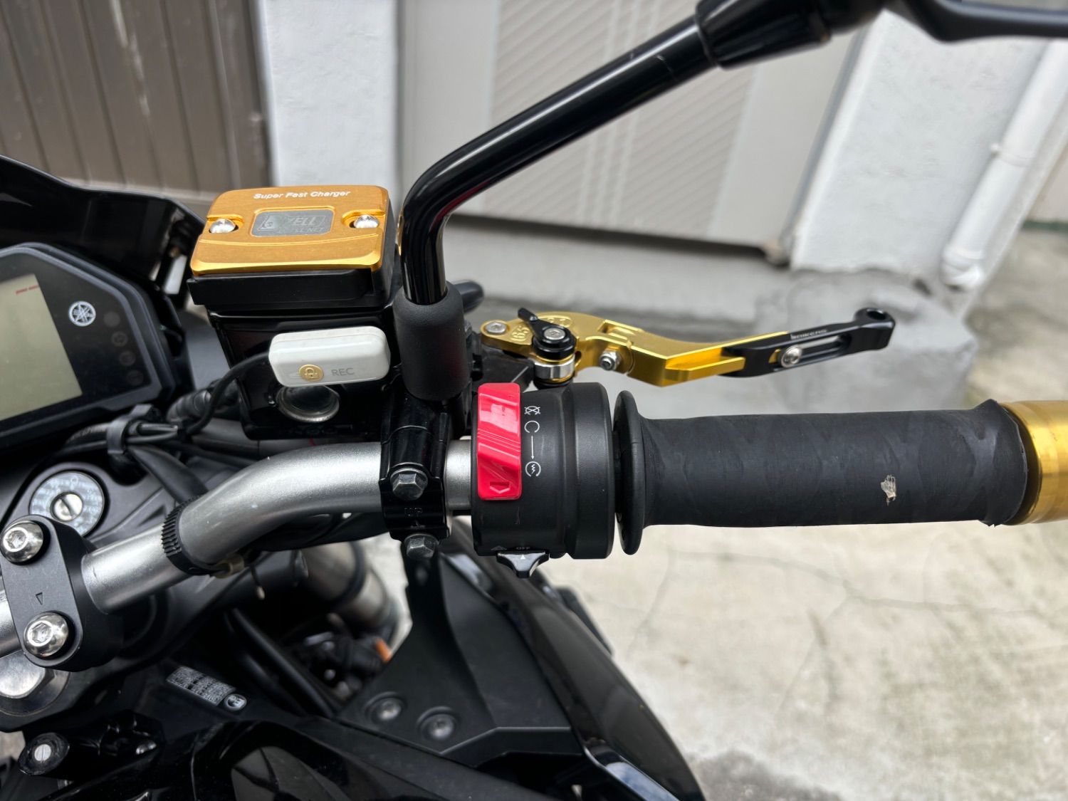 야마하 MT 03 thumb 2