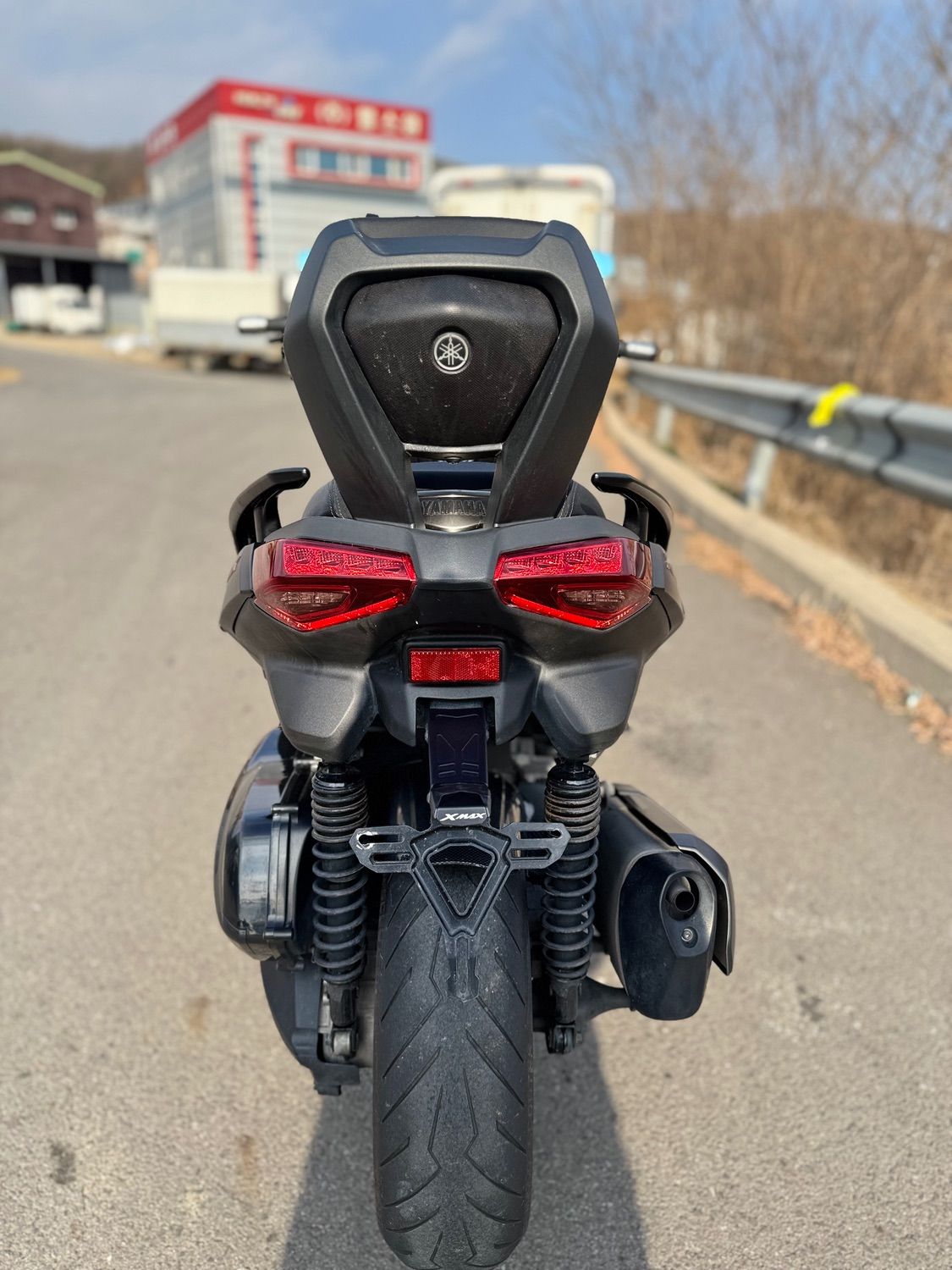 야마하 XMAX 300 ABS more