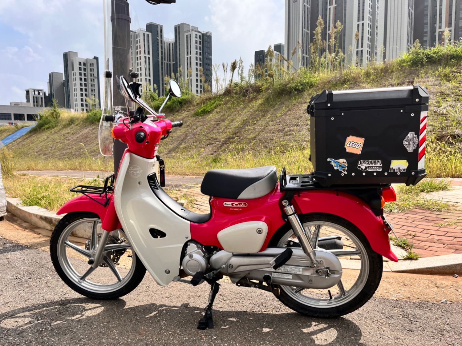 혼다 슈퍼 커브 110 more