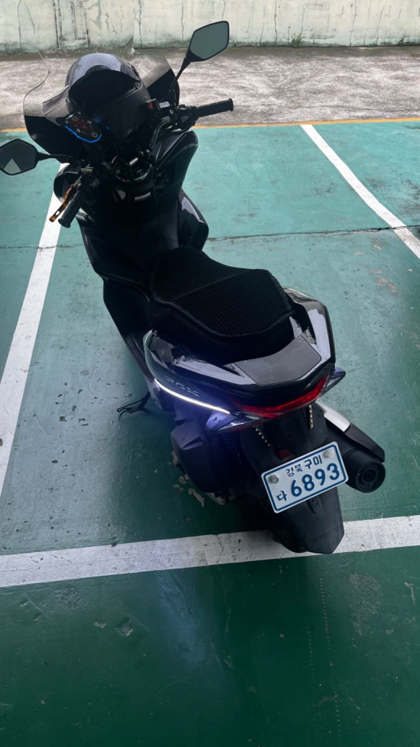혼다 PCX 125 more