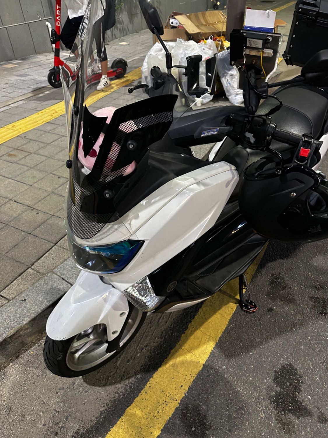 야마하 NMAX 125 more