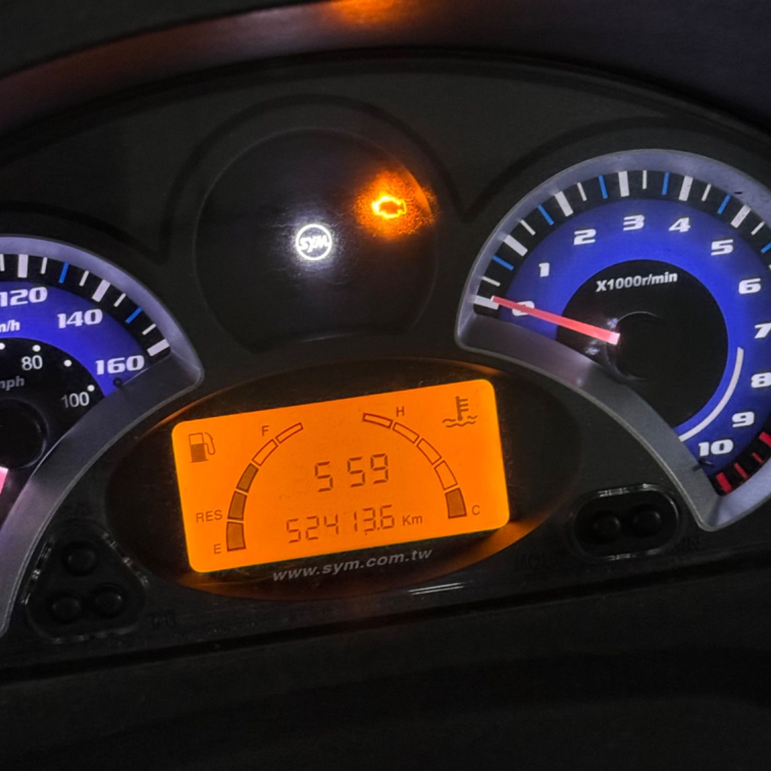 SYM 보이져 125 more