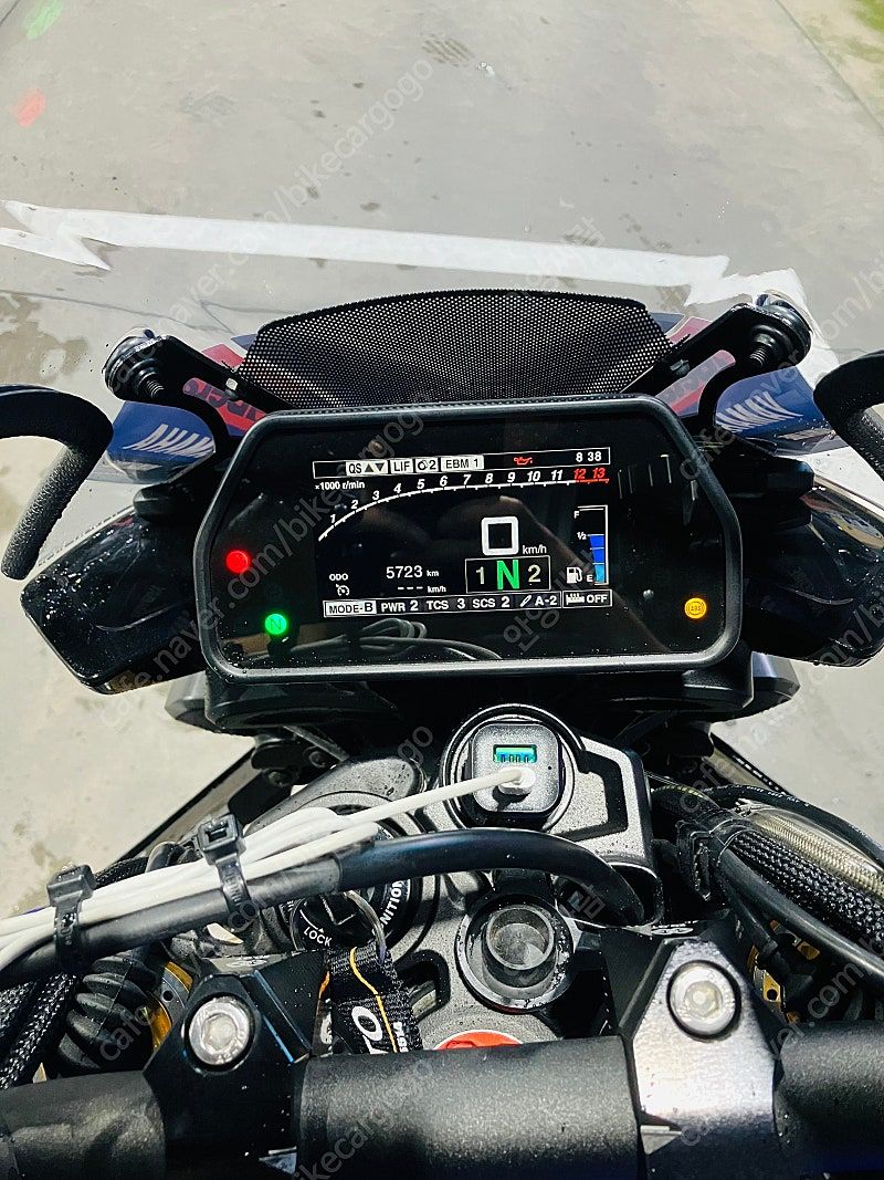 야마하 MT 10 SP more